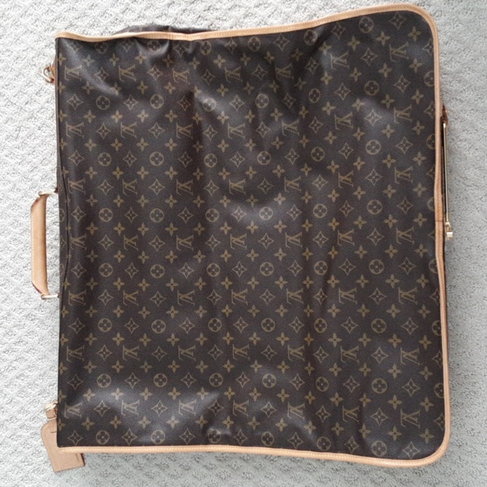 Louis Vuitton Garment bag
